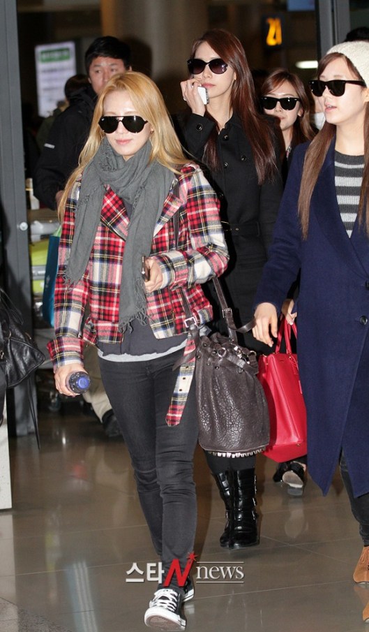 snsd airport pictures (14)