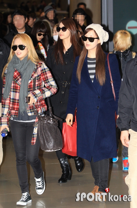 snsd airport pictures (2)