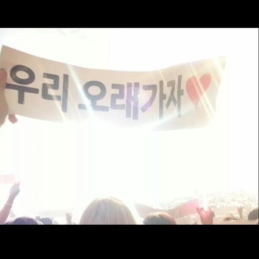 BMTrmO4CUAA9u0d.jpg large