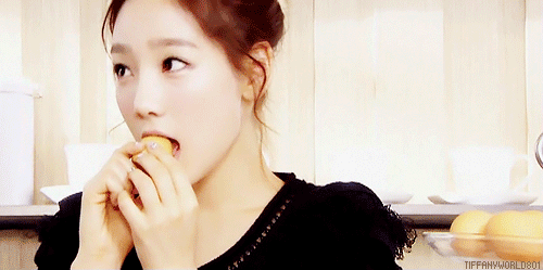 taeyeon gif